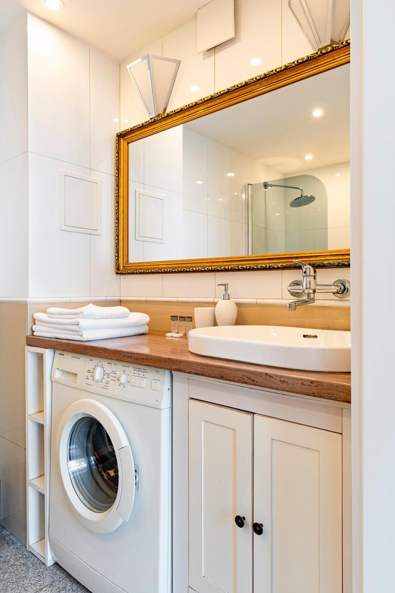 Апартаменти Amazing Flat Amazing Location Варшава Екстер'єр фото